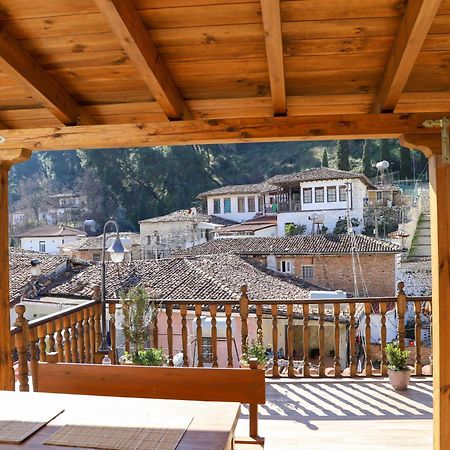 Dd Villa Berat Exterior photo