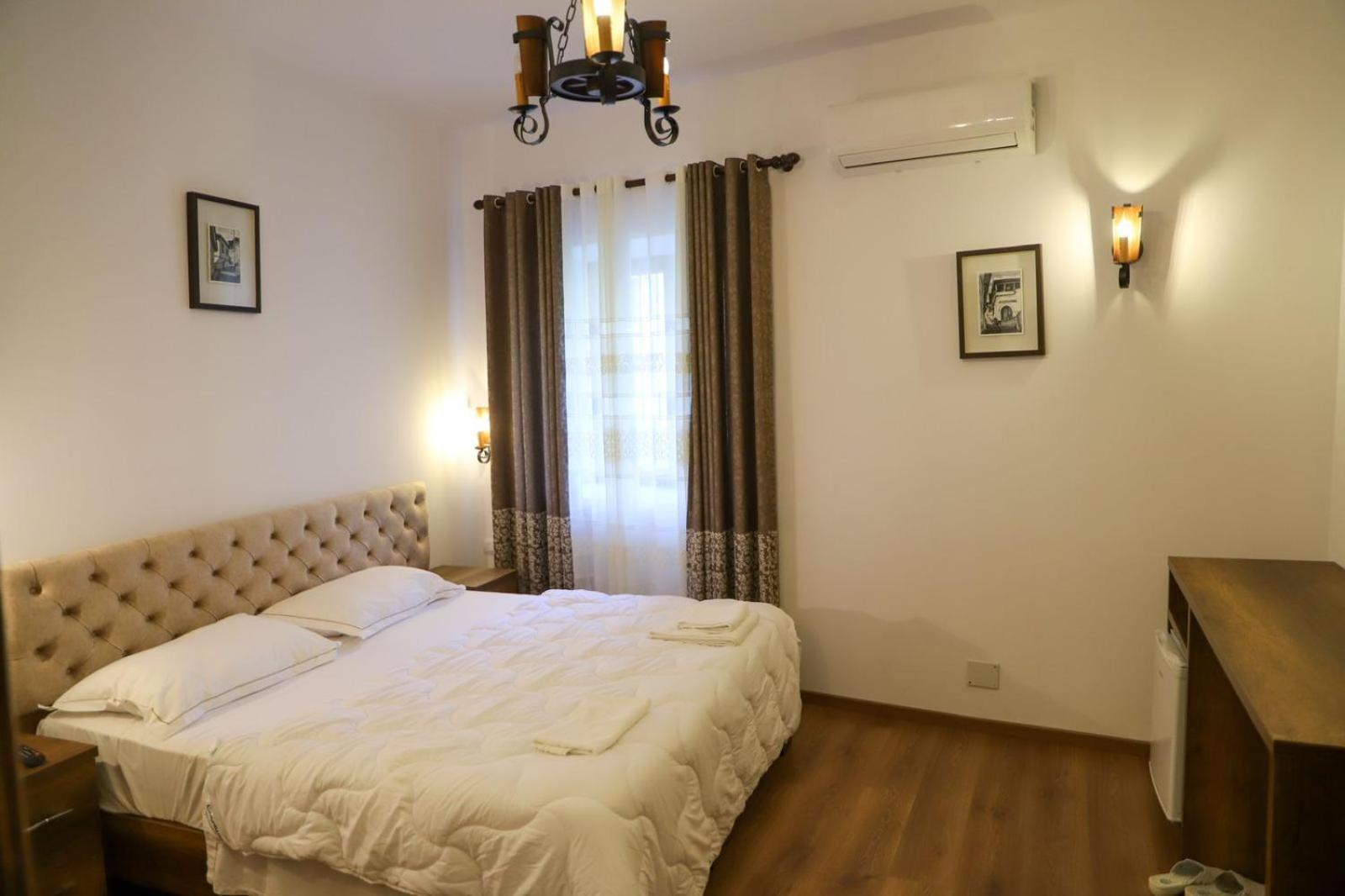 Dd Villa Berat Exterior photo